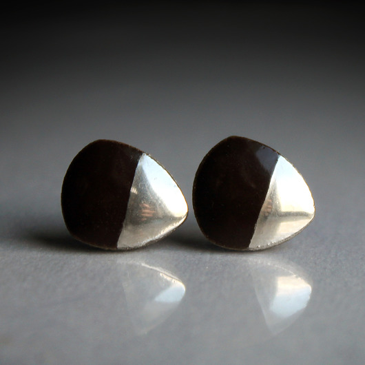 kolczyki ceramiczne PEBBLE/stal chirurgiczna/