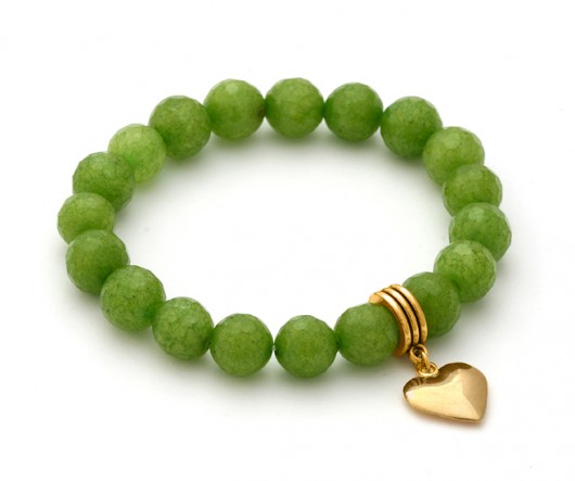 Green jade with heart pendant. Lavoga