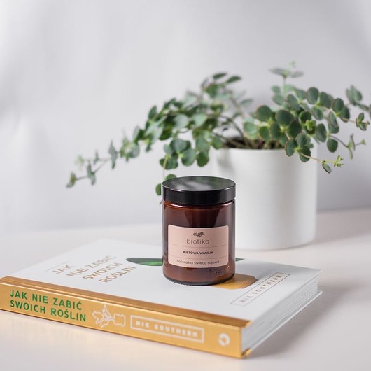 Miętowa wanilia - naturalna świeca sojowa 180 ml BIOTIKA NATURALNIE