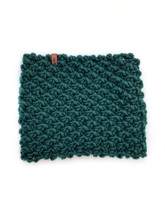 Wełniany komin w zieleni leśnej Wild Green Holy Alpaca Knit