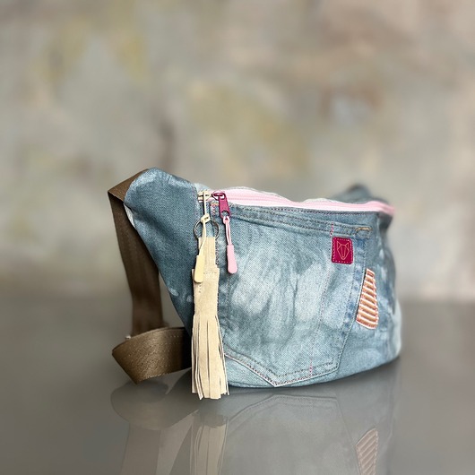 torby i nerki męskie Nerka XL z niebieskiego jeansu La Rambla 22