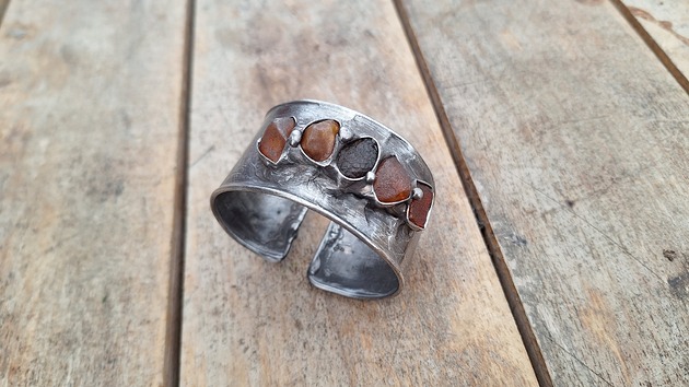 bransoletki wire wrapping Rządkiem leżą - bransoletka regulowana