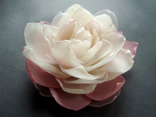 ZNIEWOLONA SundayRose