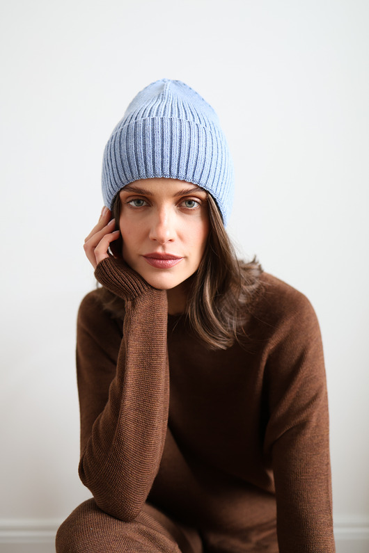 czapki damskie Czapka Simple merino błękitna