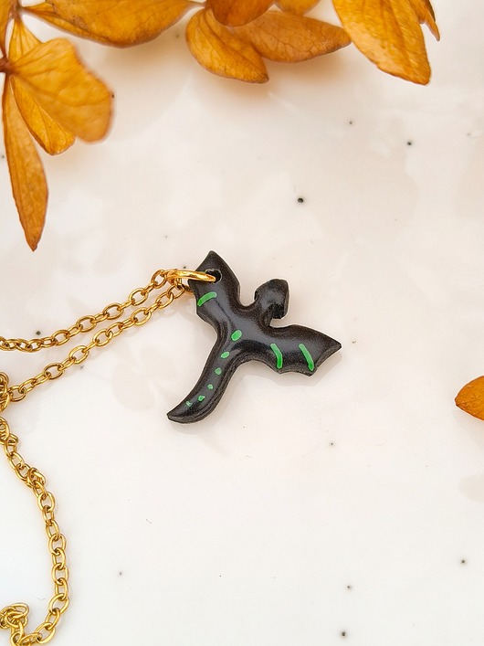 wisiory Naszyjnik smok, wisiorek dla fana fantasy, amulet z smokiem, mały prezent