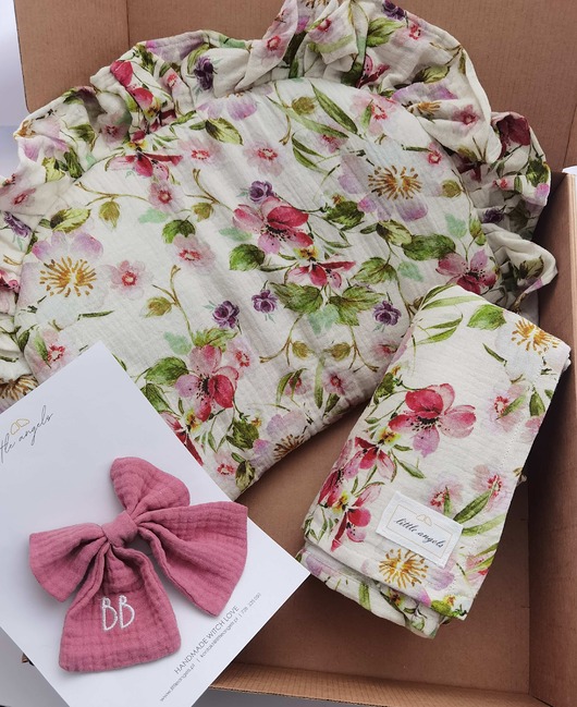 kocyki, kołderki, pościel dla dzieci Gotowy zestaw prezentowy -muślinowy kocyk (100x75)+poduszka + kokardka