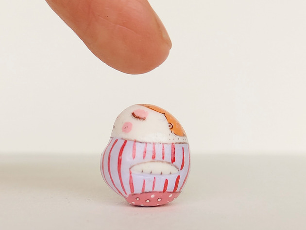 figurki i rzeźby Miniaturowa Figurka Rudowłosego Chłopca