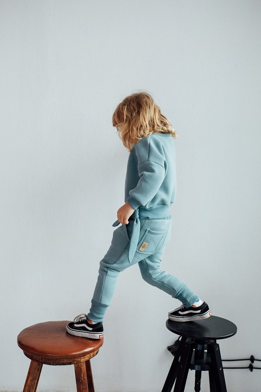bluzy dla dziewczynki Bluza Oversize MIĘTOWY KRÓLIK Z USZAMI