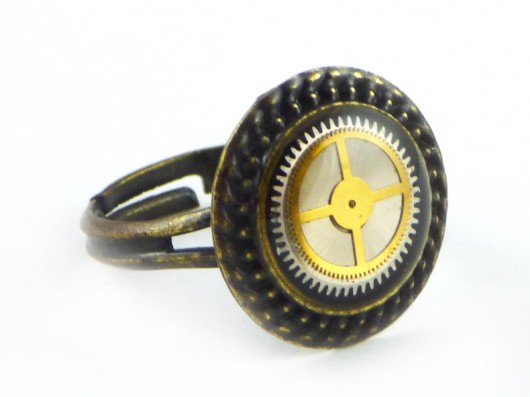 Steampunk w mosiadzu Scradeus