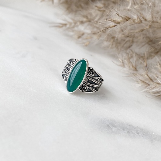 pierścionki srebrne Srebrny pierścionek - Szmaragdowy orient