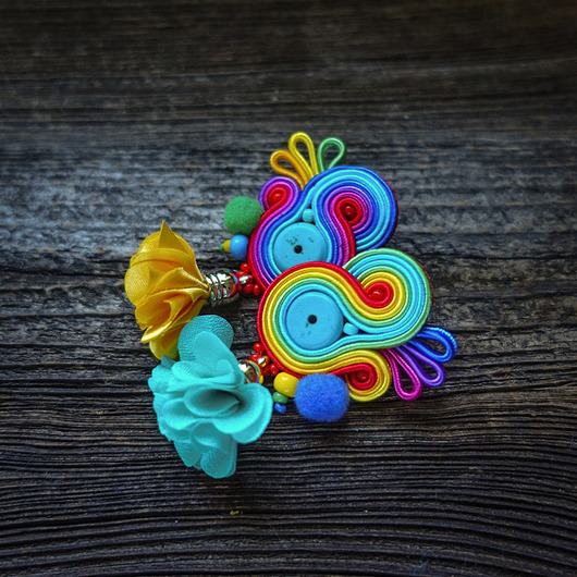Kolorowe i etniczne kolczyki soutache Mró Soutache