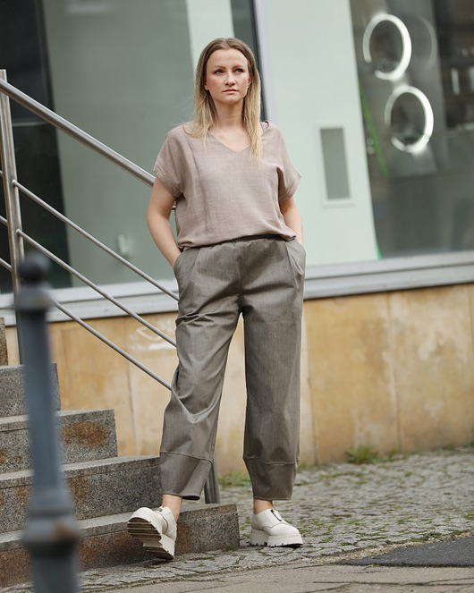 spodnie materiałowe damskie Torga - Denimowe szerokie spodnie