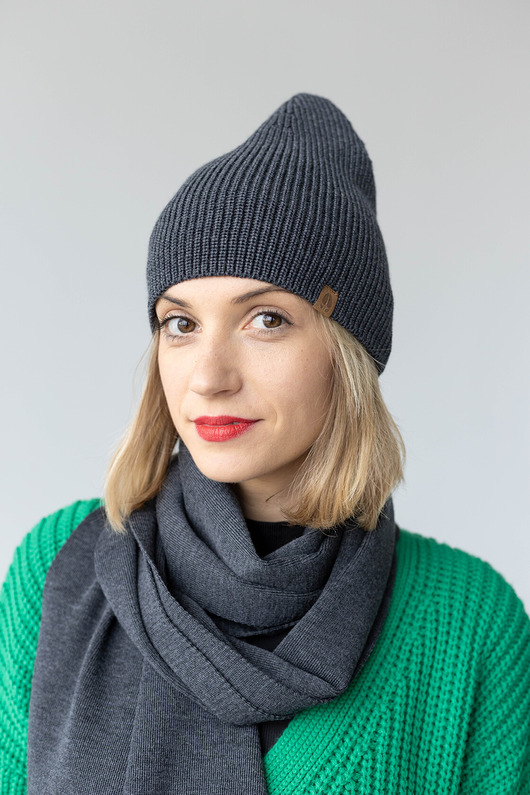 czapki i kapelusze męskie JELEŃ - wełniana czapka bez ściągacza- grafit