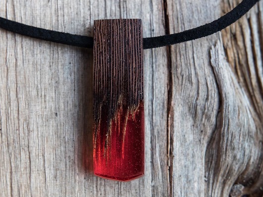 Bloody Gold Naszyjnik [Wenge] Rezzwood