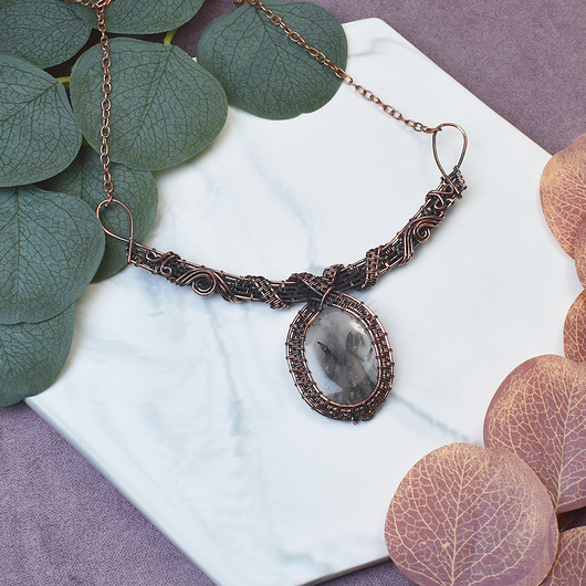 kolie Miedziany naszyjnik wire wrapping z kwarcem z rutylem #502