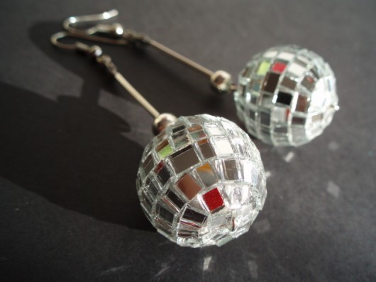 &quot;More disco lights please!!! :D&quot; Trom