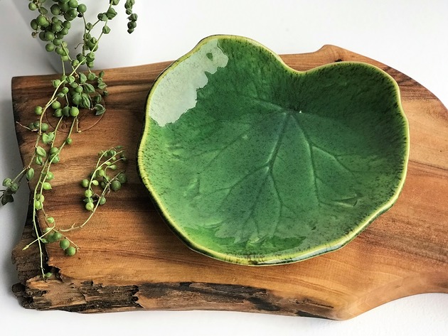 Mała patera ceramiczna Liść  Dekoracyjny talerz Ceramika Tyka