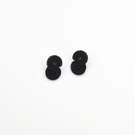 kolczyki soutache Czarne małe kolczyki wkrętki / sztyfty