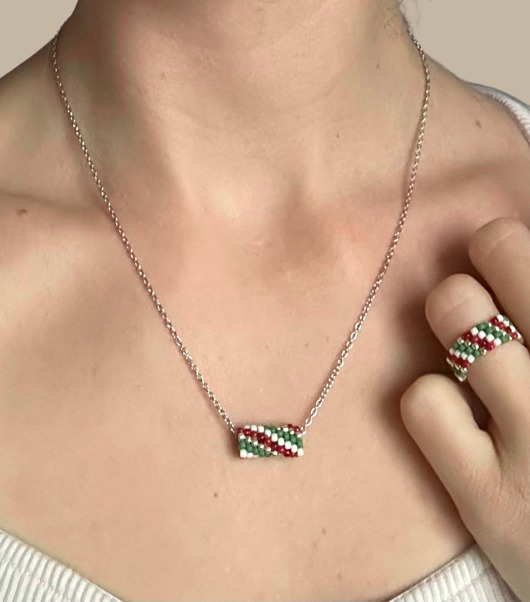 wisiory Naszyjnik w świątecznych kolorach