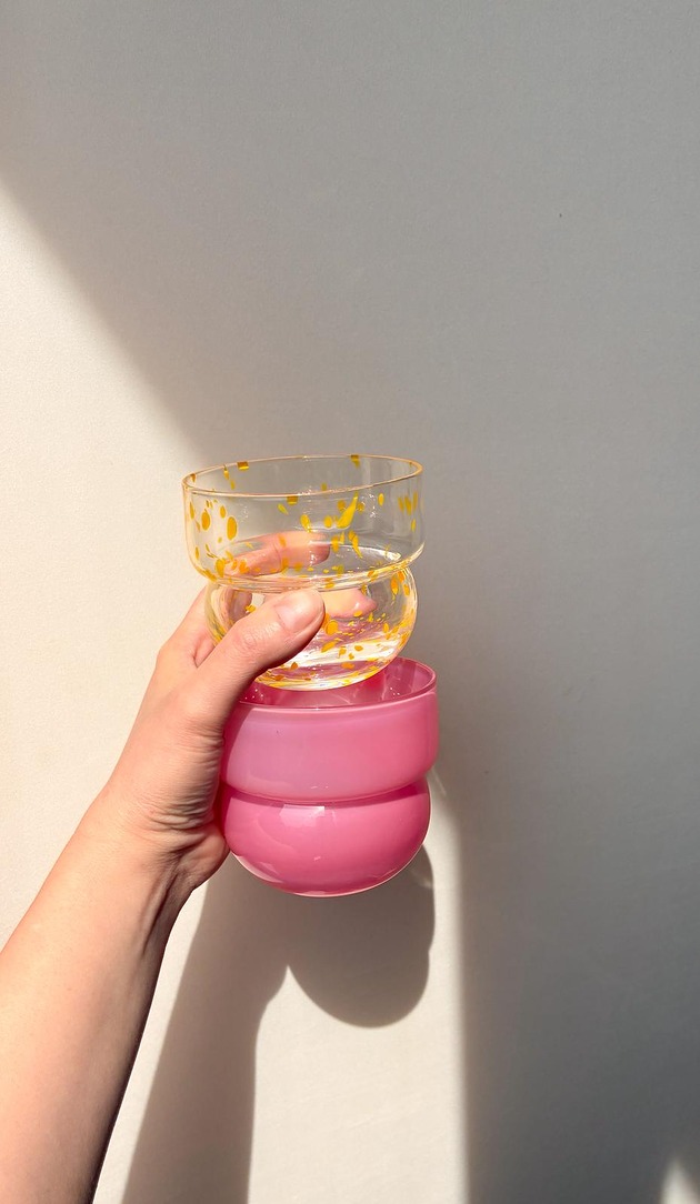 szklanki i kieliszki SZKLANKI RUNO REGULAR (2 szt.) malina + żółte ciapki