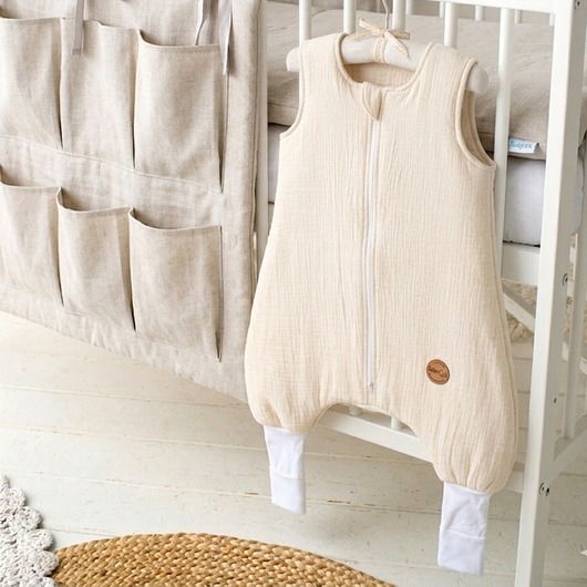 śpiwory i rożki niemowlęce Śpiworek Letni Ze Skarpetkami Muślinowy 0.5 TOG 3-36 MIEŚ VANILLA od BabyU