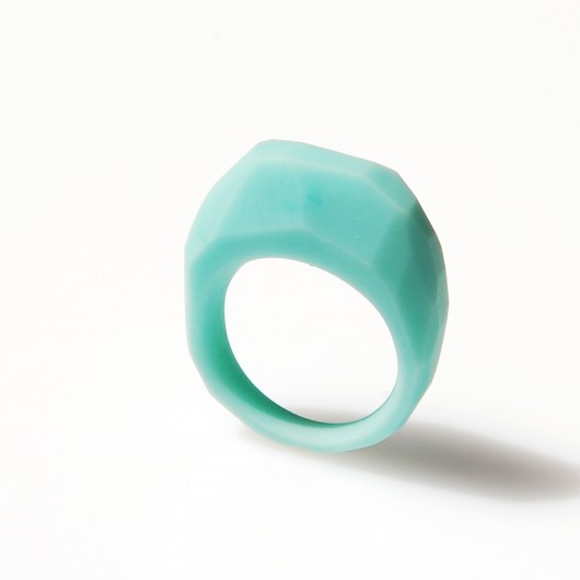 pierścionek z żywicy kanciak miętowy