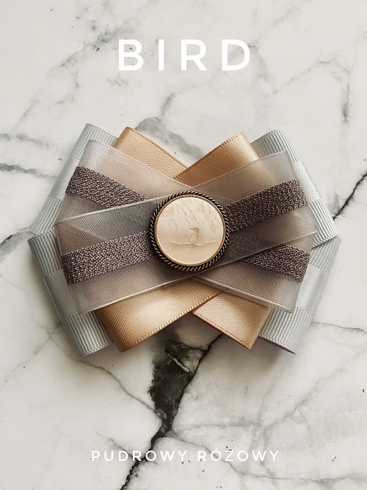 broszki Brosza z kolekcji BIRD z masy perłowej z cudnym ptaszkiem NEW