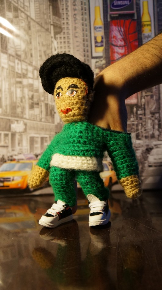 Zabawka bboy Kazuhiro Fingers breakdance amigurumikillers