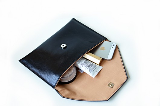 Black envelope & Etui Ipad Mini Pansy