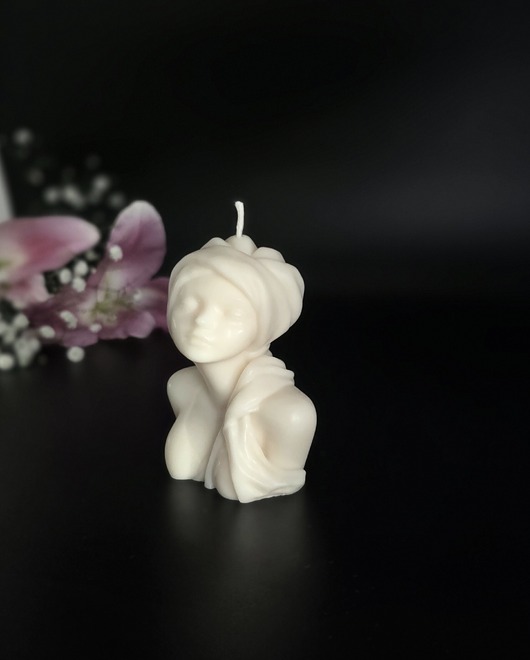świeczniki i świece Świeca sojowa kobieta Erazma