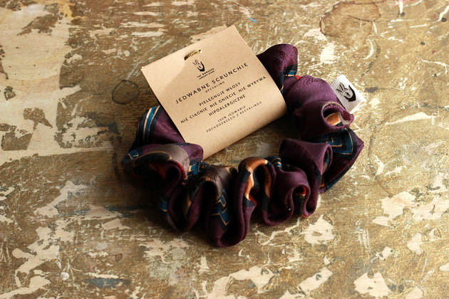 Jedwabne SCRUNCHIE gumka do włosów Upcykling VENUSS concept store