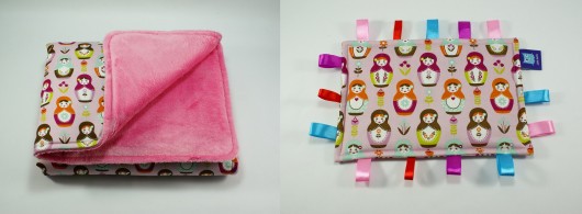 Komplet kocyk + gryzak, BABUSZKI MATRIOSZKI, RÓŻ Little Sophie