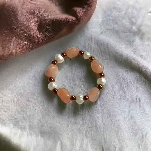 pierścionki elastyczne Pierścionek : kamień słoneczny, perły