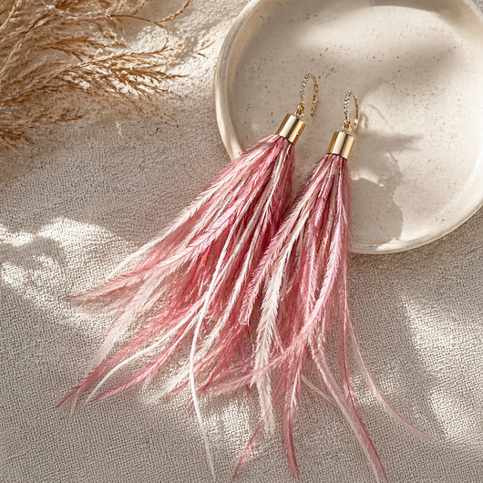 kolczyki pozłacane Długie Kolczyki piórka róż