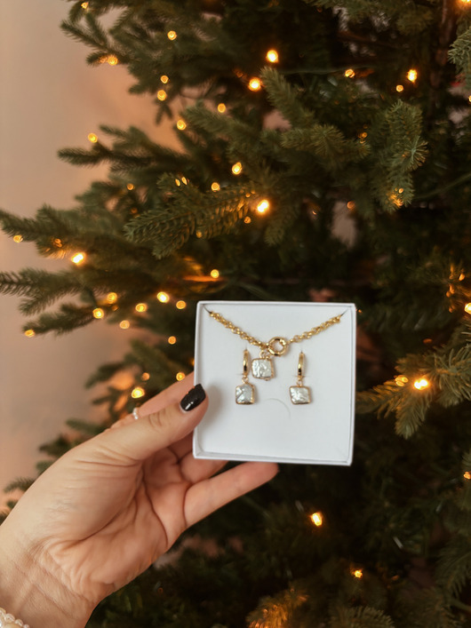 komplet biżuterii Zestaw na prezent naszyjnik i kolczyki