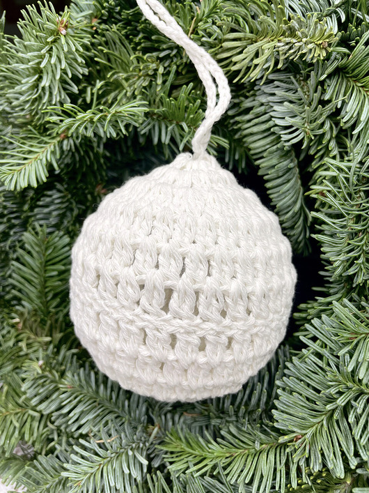 bombki Szydełkowa biała bombka