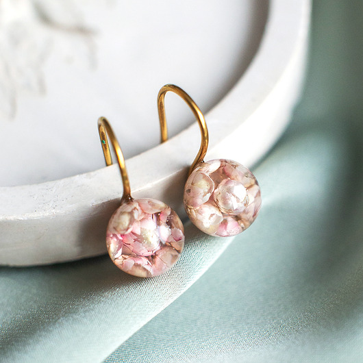 kolczyki z żywicy Kolczyki  z ozothamnusem