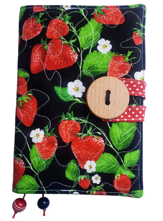 notatniki i albumy Truskawki z guzikiem - notatnik, pamiętnik, okładka