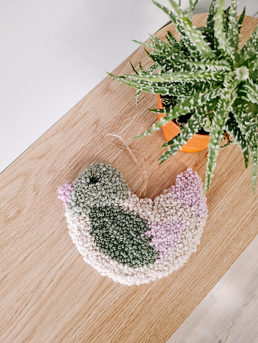 Ozdoby na ścianę Miękka zawieszka ścienna - pastelowy ptaszek NA ZAMÓWIENIE