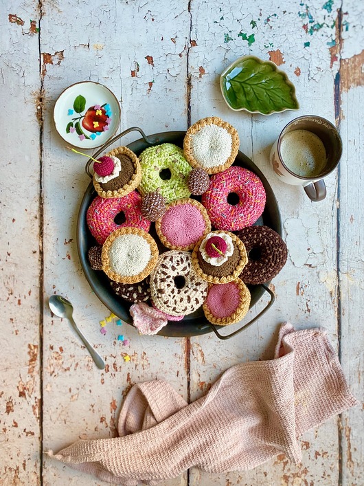 zabawki - inne Szydełkowy pączek donut