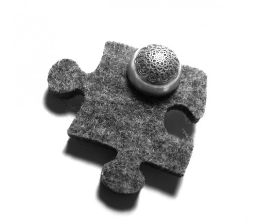 puzz e felt label