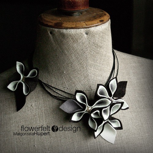 :: brown grey ecru :: FlowerFelt Design
