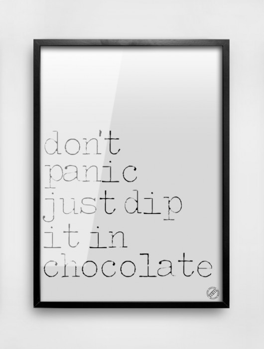 Don't Panic // 70x100cm MM House Design