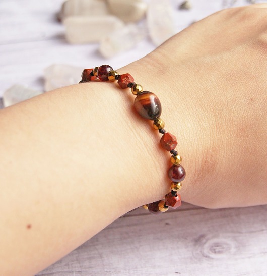 bransoletki z kamieni naturalnych Amulet - JESIEŃ - jaspis, granat, bawole oko