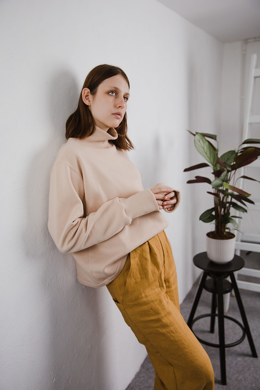 bluza bez kaptura damska Bluza LETI beżowa