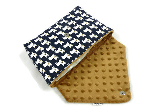 Etui na pieluchy buldogi mabebe