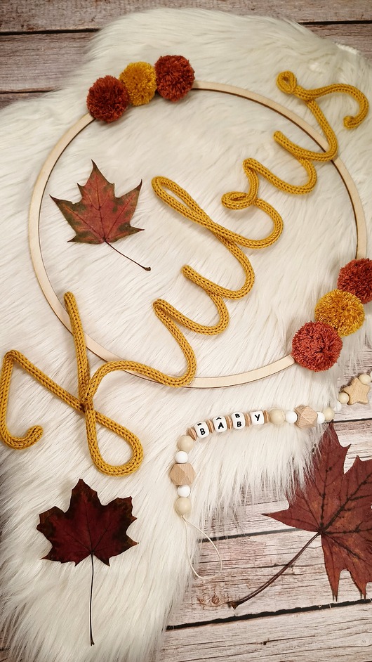 łapacze snów Imię z włóczki, ozdoba do pokoju dziecka na kole