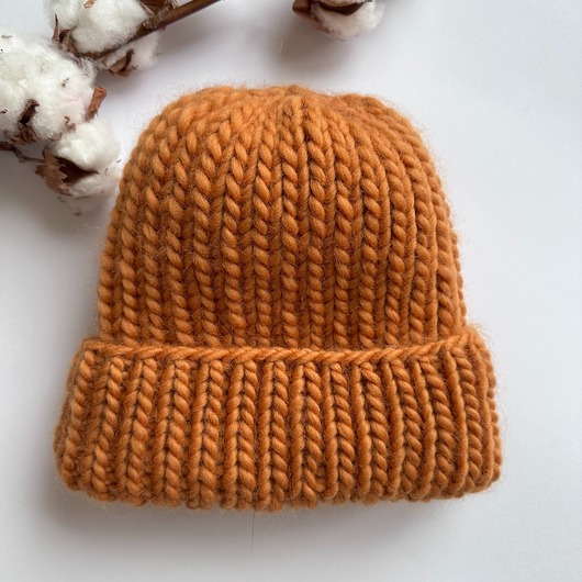 czapki damskie Czapka wełniana oversize - kolor kurkuma