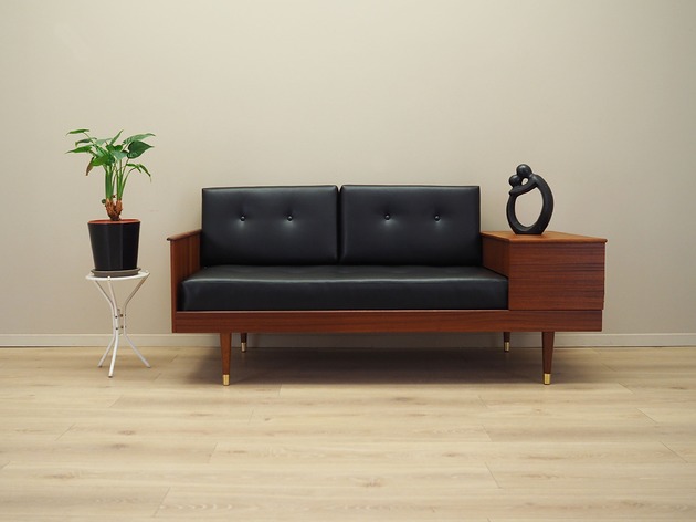 sofy i szezlongi Sofa mahoniowa, norweski design, lata 60, designer: Ingmar Relling