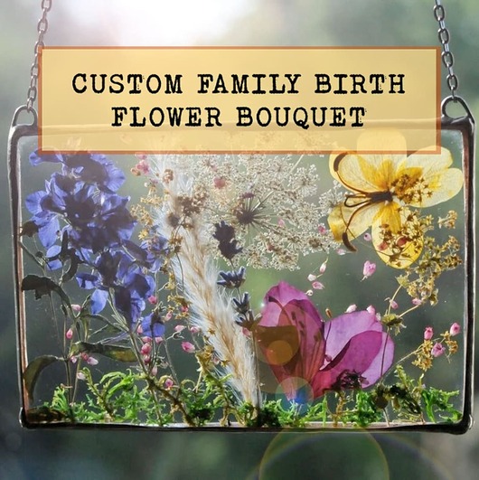 Ozdoby na ścianę Dekor - kwiaty urodzeniowe - rodzinna pamiątka